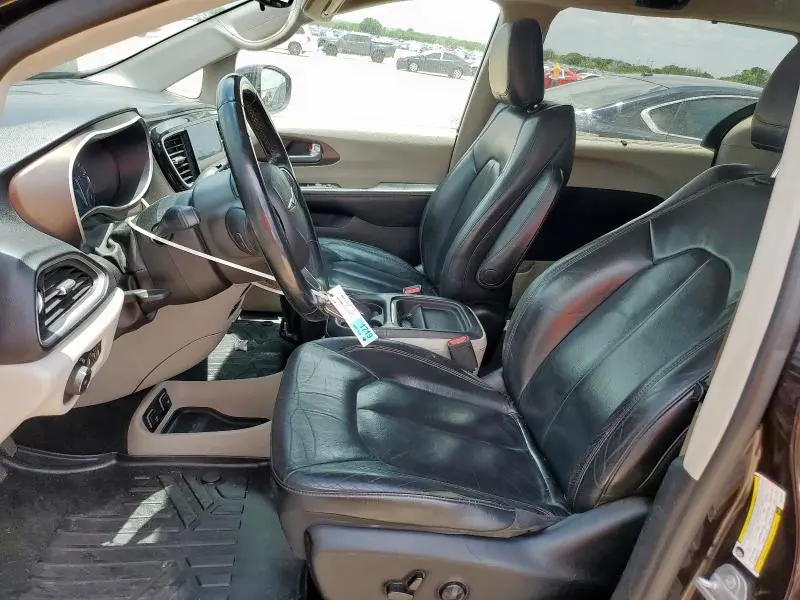 2017 CHRYSLER PACIFICA TOURING L  