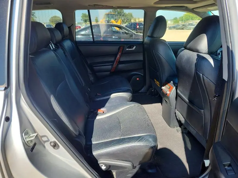 2012 TOYOTA HIGHLANDER LIMITED  