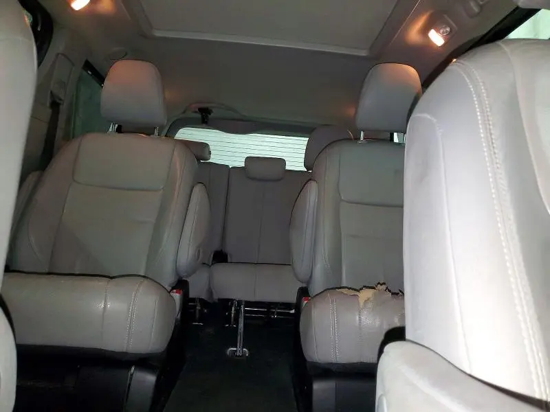 2018 TOYOTA SIENNA LIMITED PREMIUM 7-PASSENGER  