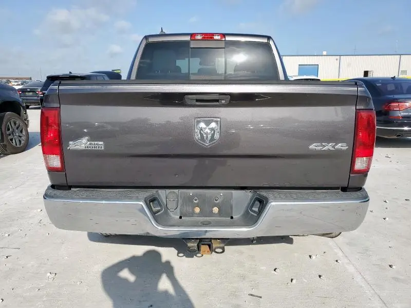 2014 RAM 1500 SLT  