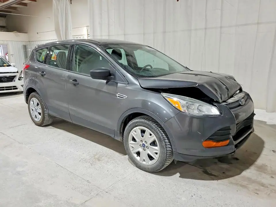 2016 FORD ESCAPE S  
