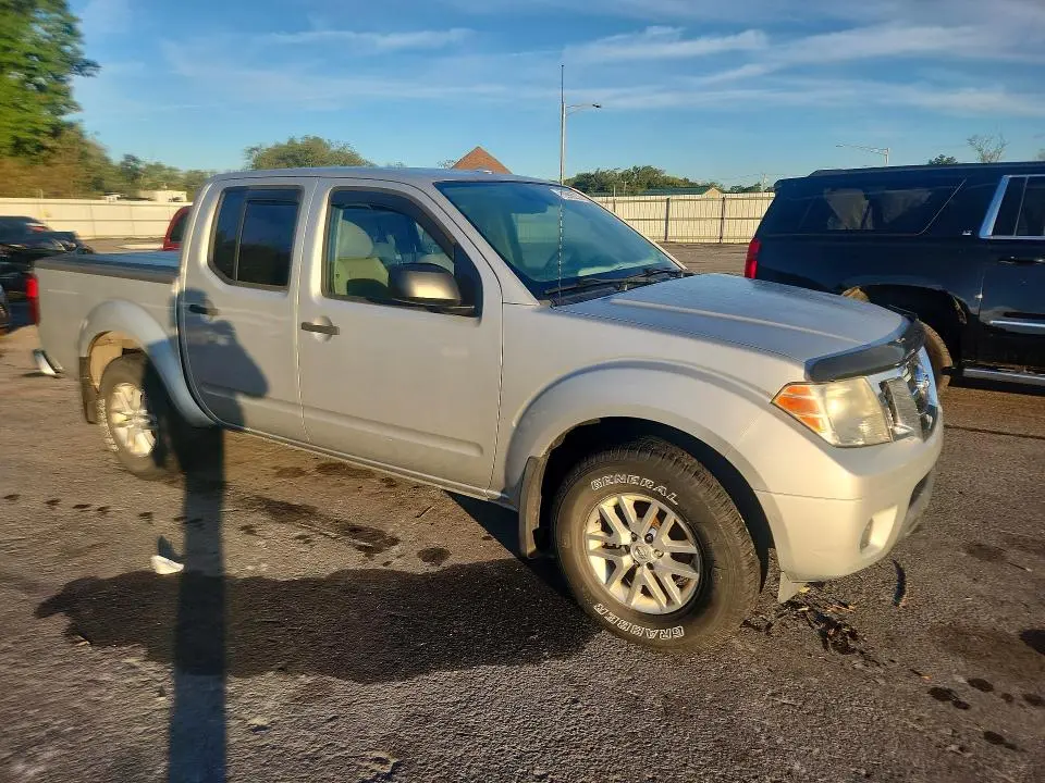 2014 NISSAN FRONTIER SV  