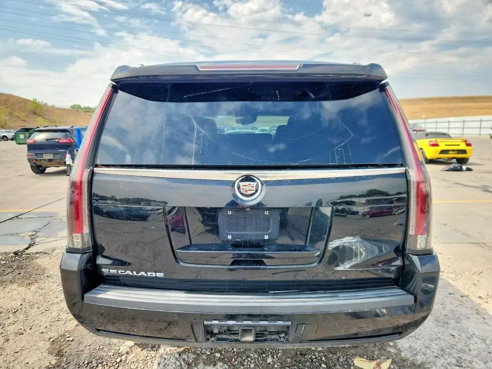 2015 CADILLAC ESCALADE PREMIUM  