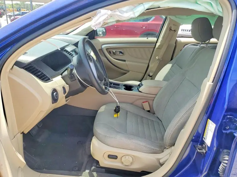 2015 FORD TAURUS SE  