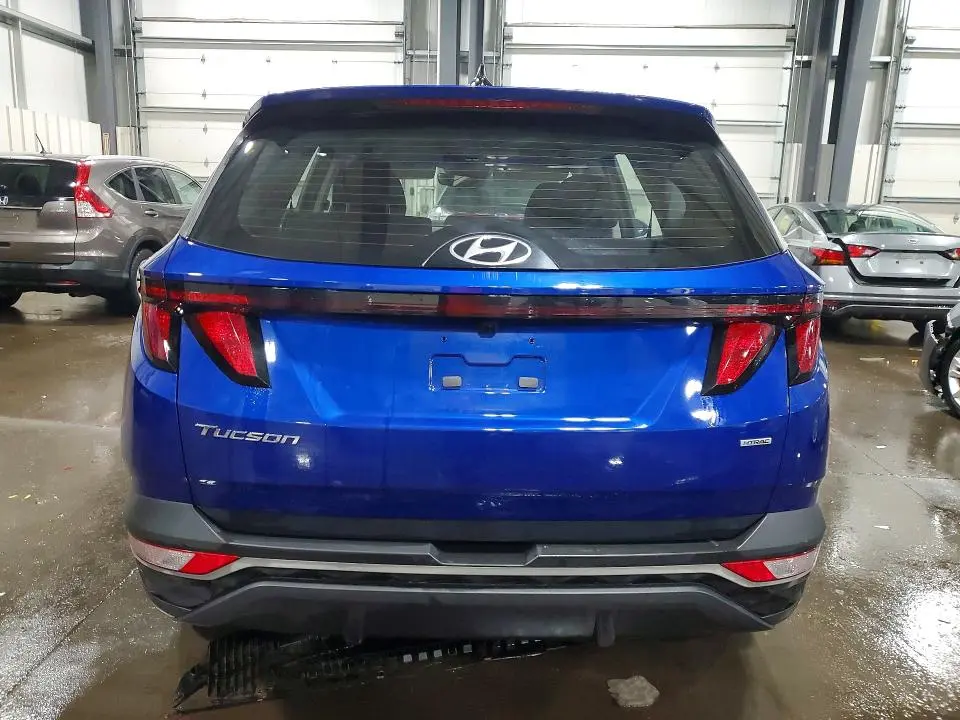 2022 HYUNDAI TUCSON SE  