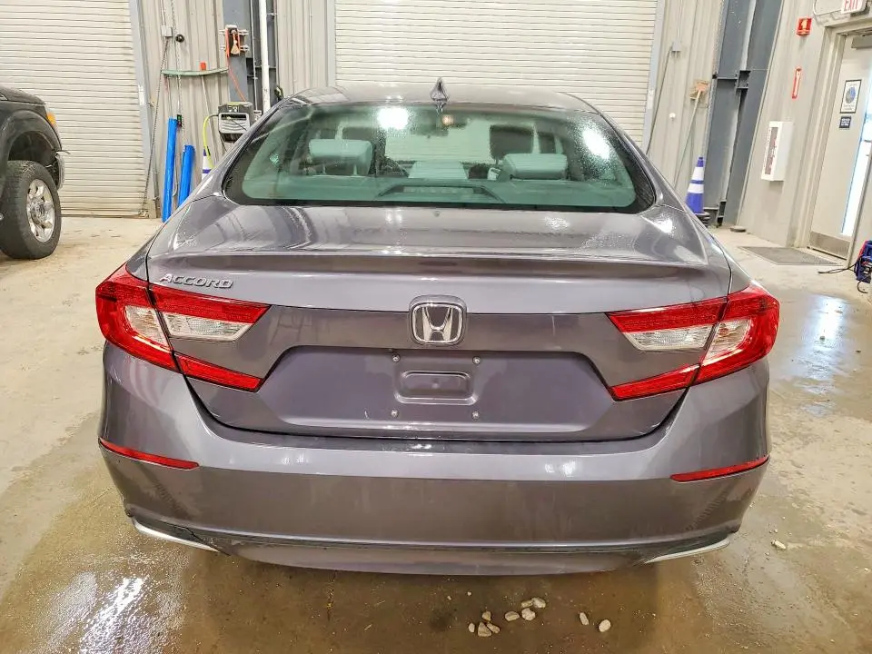 2018 HONDA ACCORD EX  