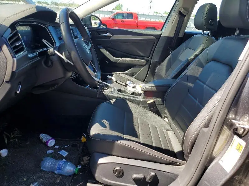 2024 VOLKSWAGEN JETTA SE  
