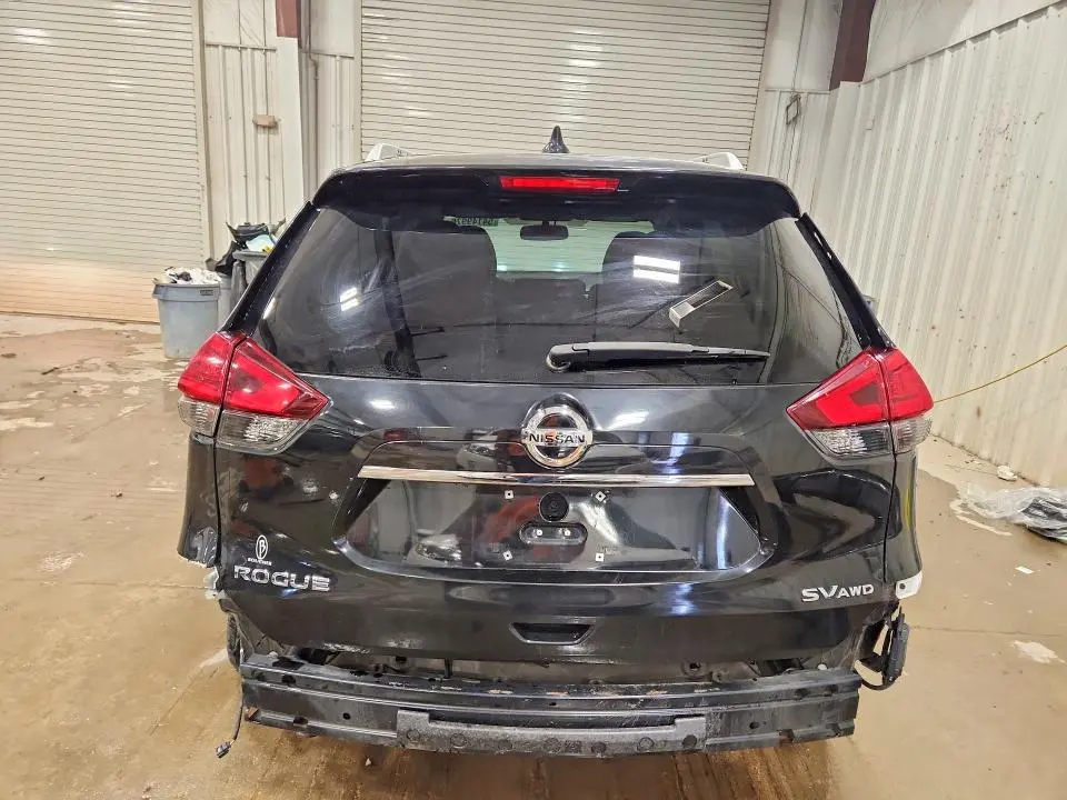 2017 NISSAN ROGUE SV  