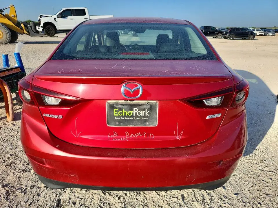 2018 MAZDA 3 TOURING  