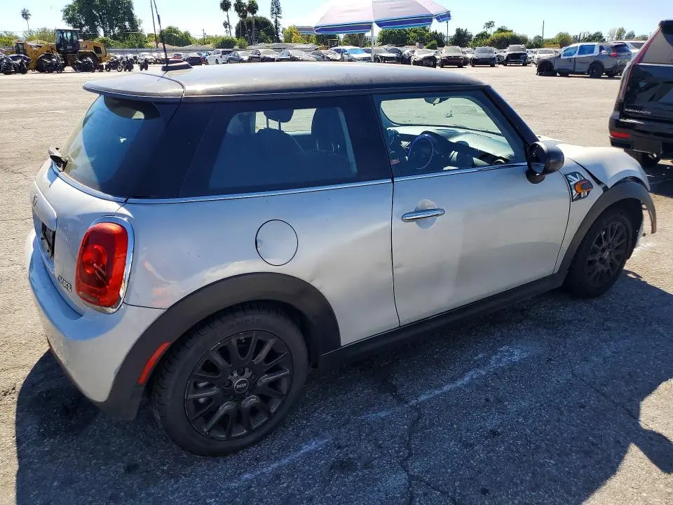 2015 MINI COOPER   