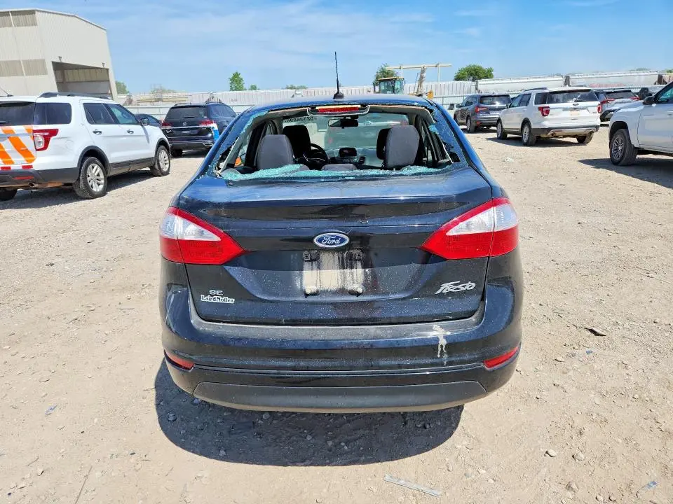 2017 FORD FIESTA SE  