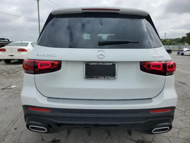 2022 MERCEDES-BENZ GLB 250 4MATIC  