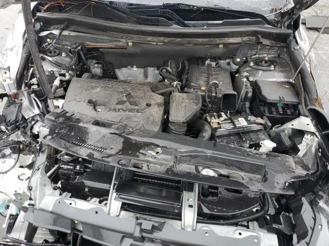 2019 MITSUBISHI OUTLANDER SE  