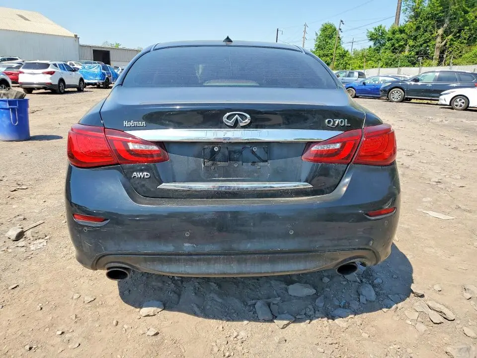 2015 INFINITI Q70L 3.7  