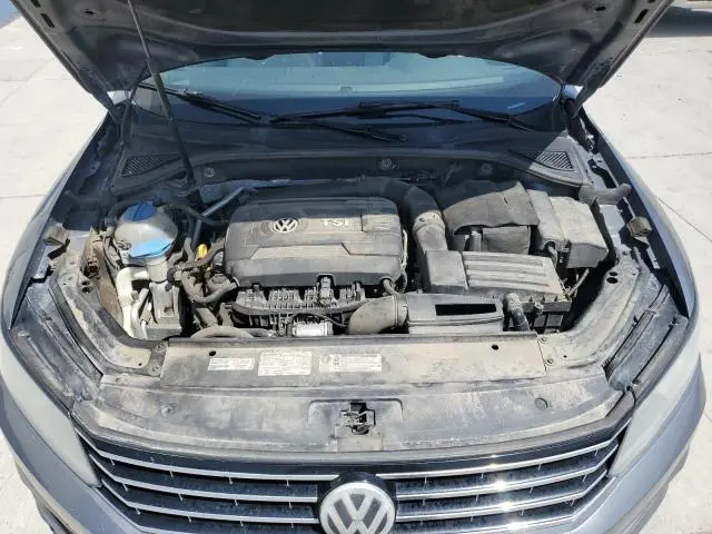 2017 VOLKSWAGEN PASSAT S  