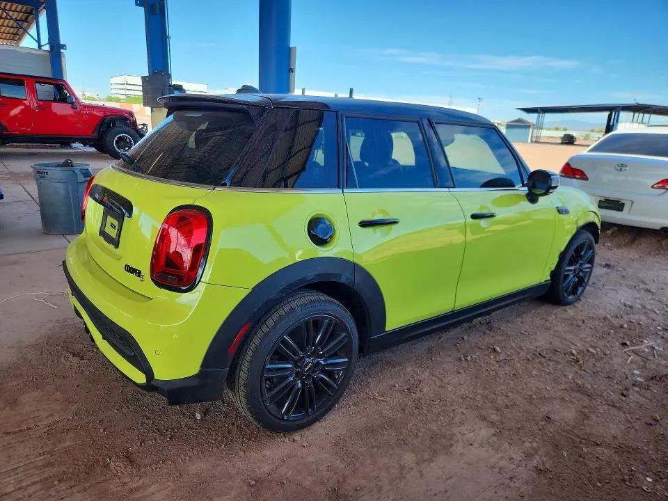 2024 MINI COOPER S  