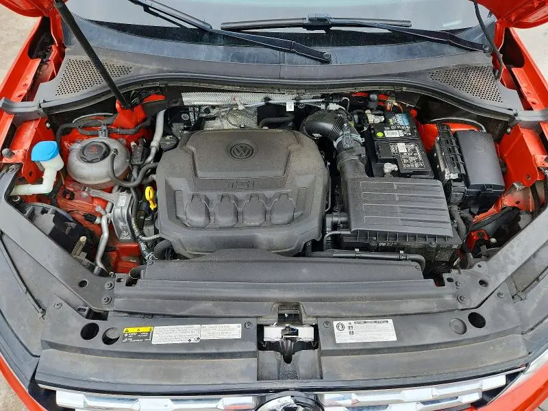 2019 VOLKSWAGEN TIGUAN SE  