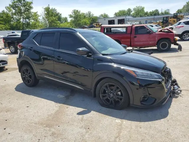 2024 NISSAN KICKS SR
