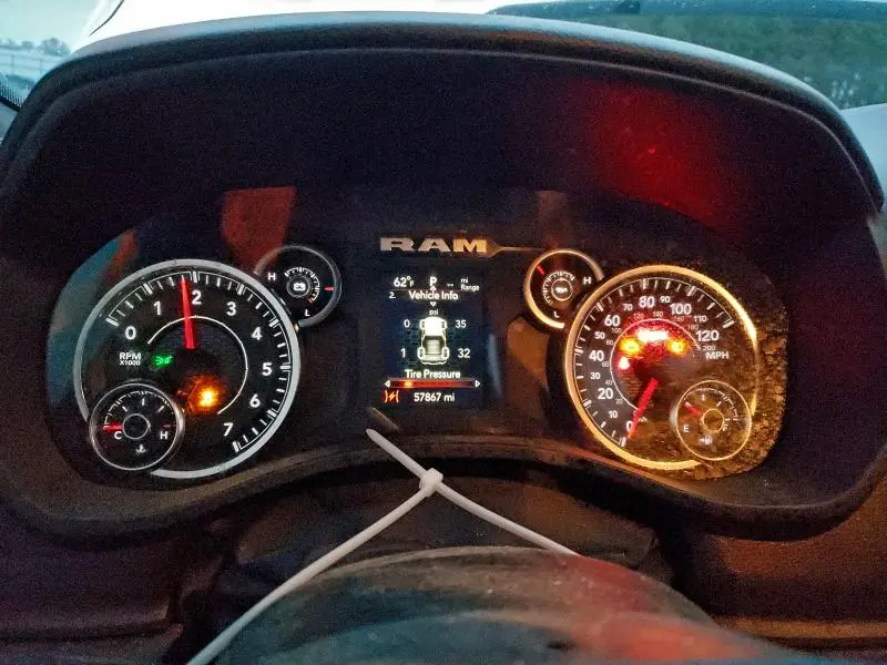 2024 RAM 1500 TRADESMAN  