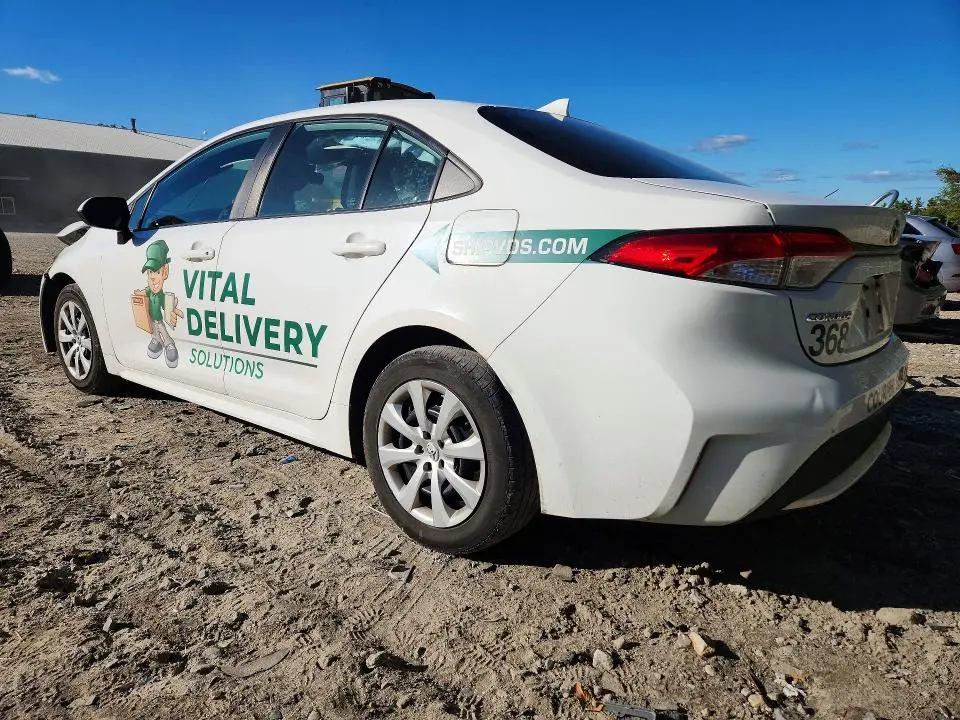 2021 TOYOTA COROLLA LE  