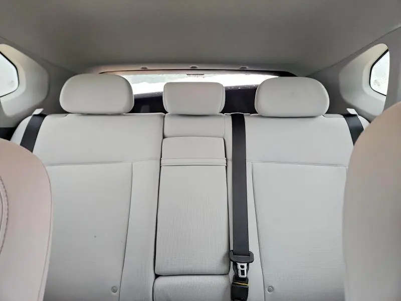 2025 HYUNDAI KONA SE  