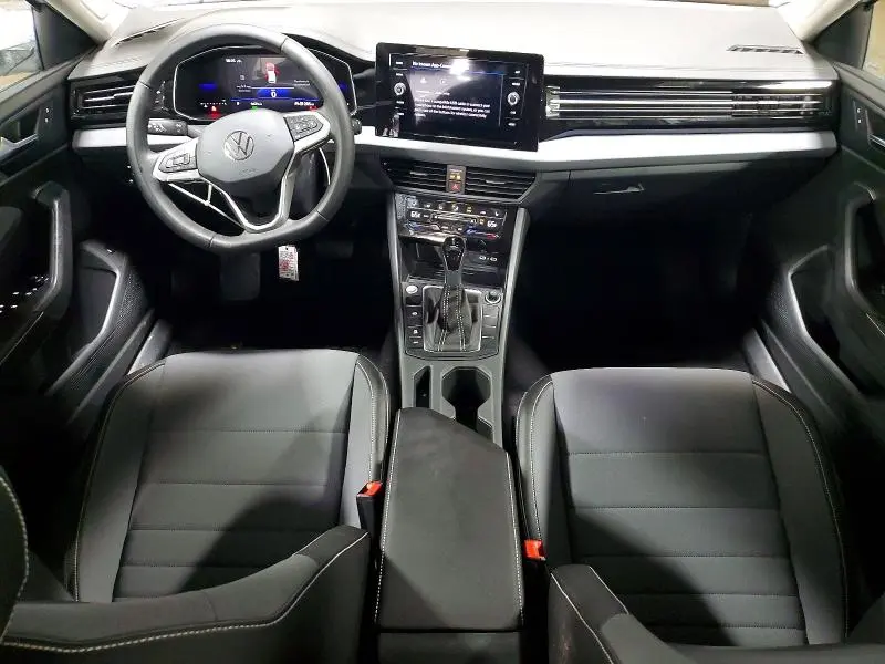 2025 VOLKSWAGEN JETTA SE  