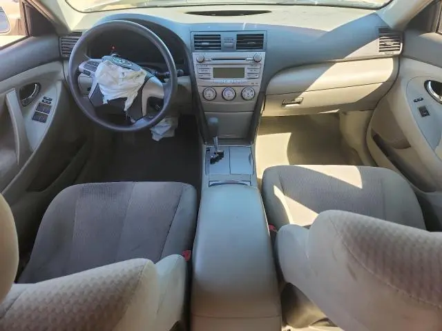 2010 TOYOTA CAMRY LE  