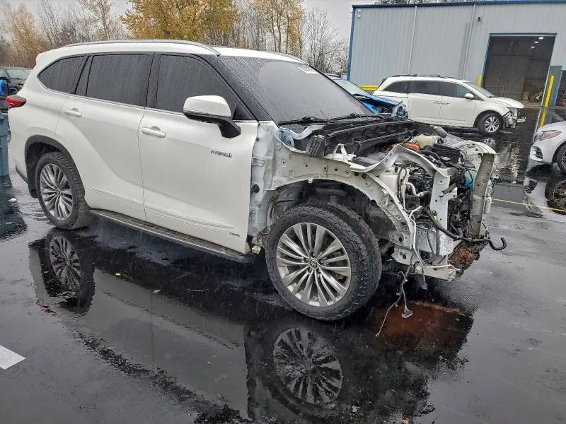 2020 TOYOTA HIGHLANDER HYBRID PLATINUM  