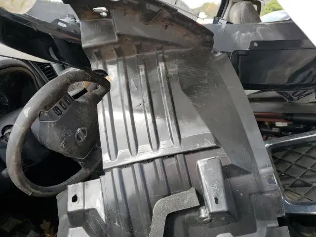 2010 NISSAN ARMADA SE  