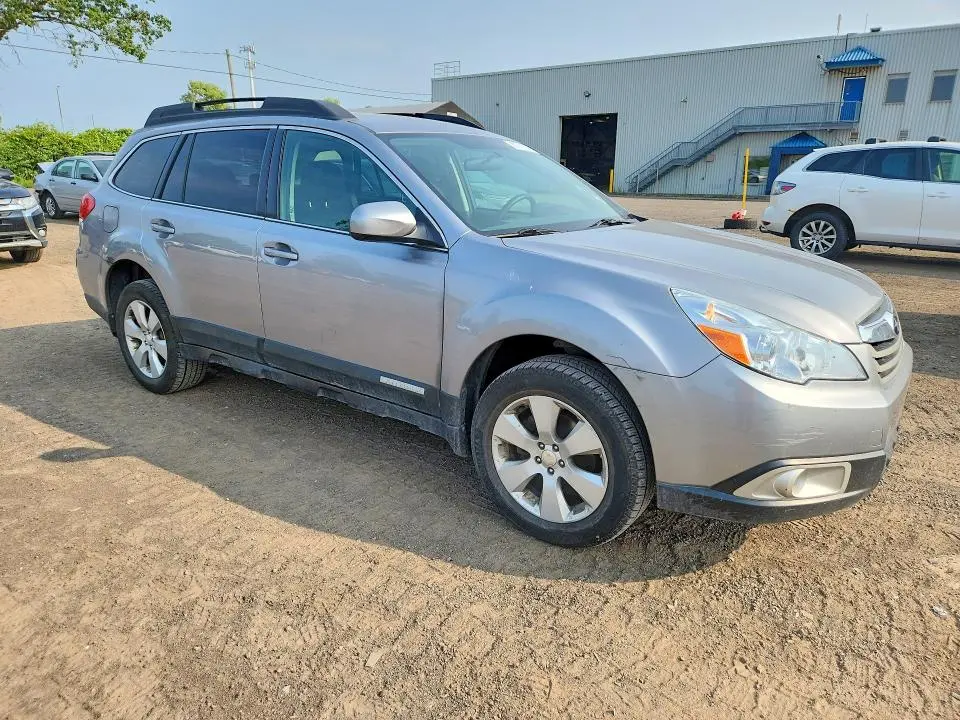 2010 SUBARU OUTBACK 2.5I PREMIUM  
