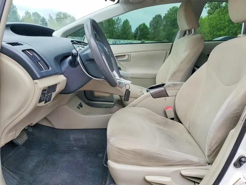 2013 TOYOTA PRIUS TWO  