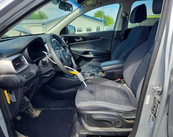 2017 KIA SORENTO LX V6  