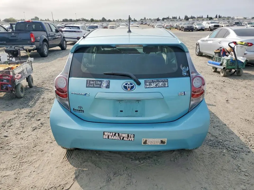 2013 TOYOTA PRIUS C TWO  