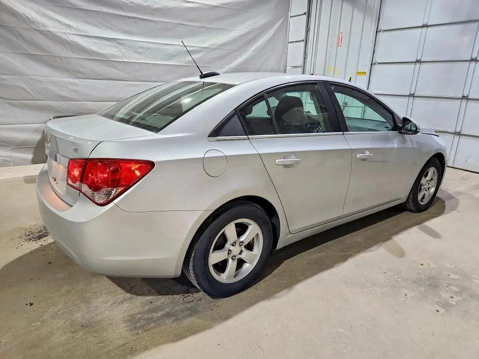 2015 CHEVROLET CRUZE LT  