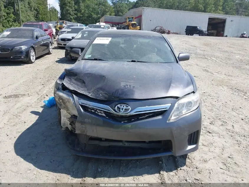 2011 TOYOTA CAMRY HYBRID  