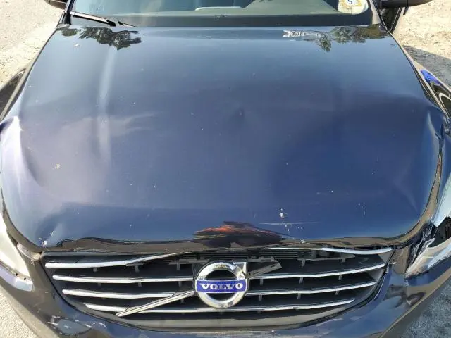 2016 VOLVO XC60 T5 PREMIER  