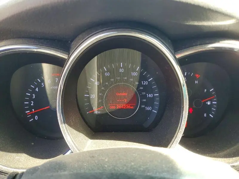 2011 KIA OPTIMA LX  