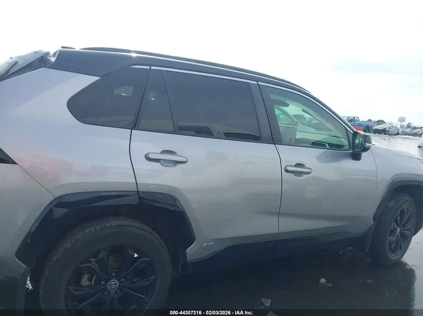 2022 TOYOTA RAV4 HYBRID XSE