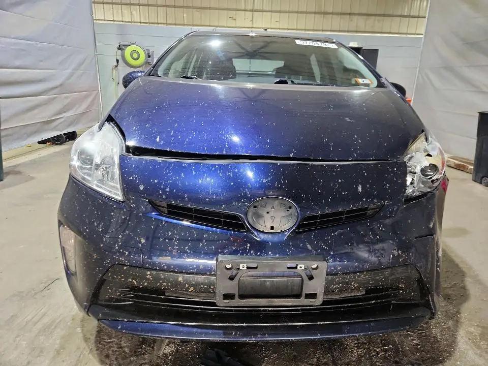 2012 TOYOTA PRIUS THREE  