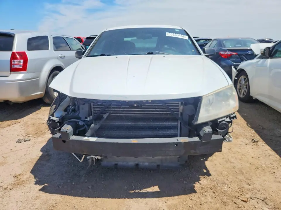 2013 DODGE AVENGER SE  