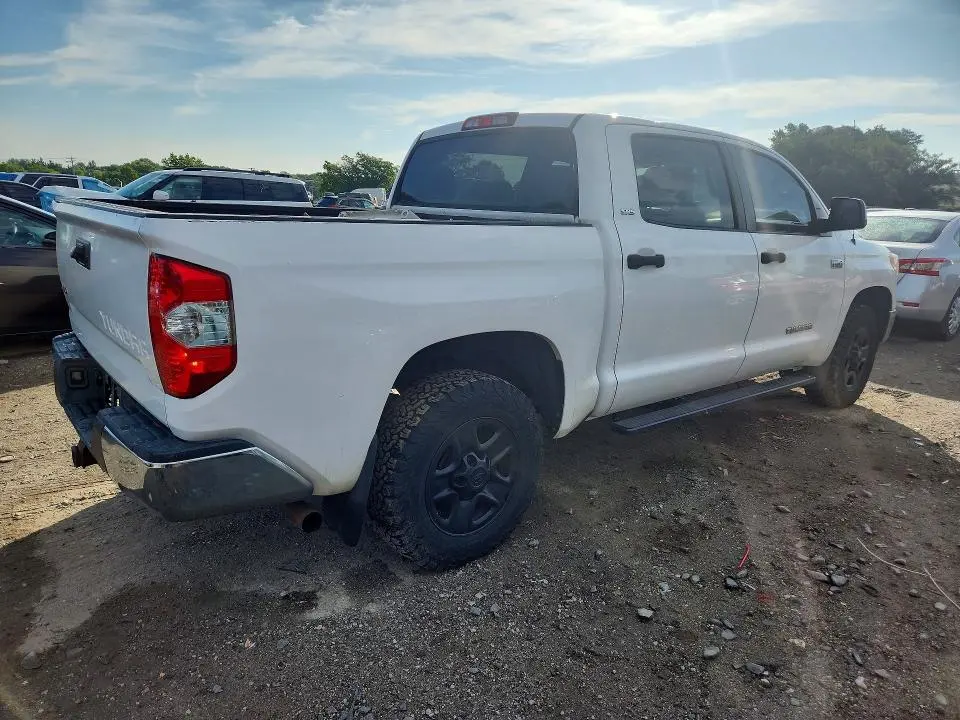 2014 TOYOTA TUNDRA CREWMAX SR5  