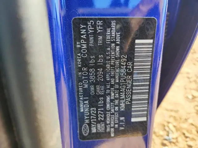 2023 HYUNDAI ELANTRA SEL  