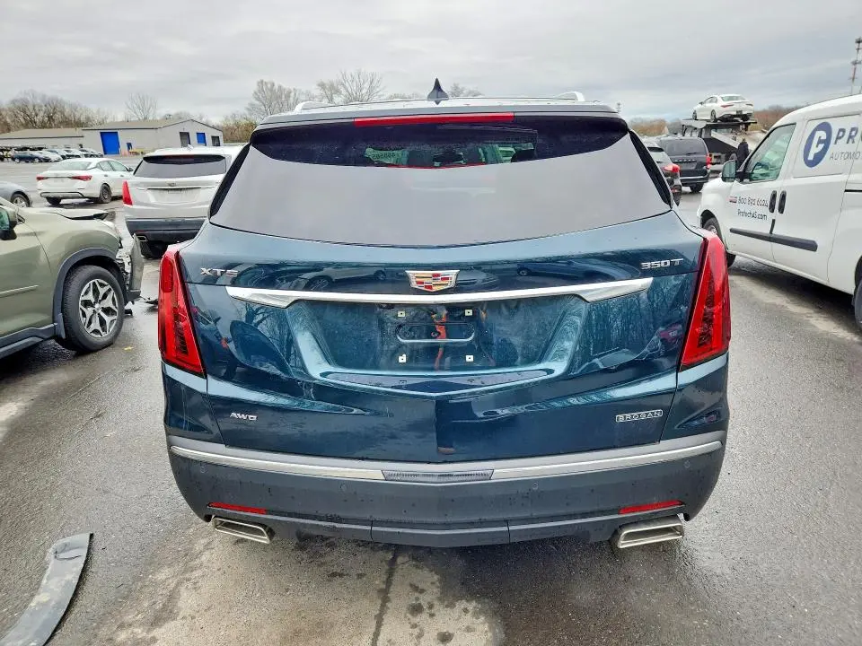 2025 CADILLAC XT5 LUXURY  