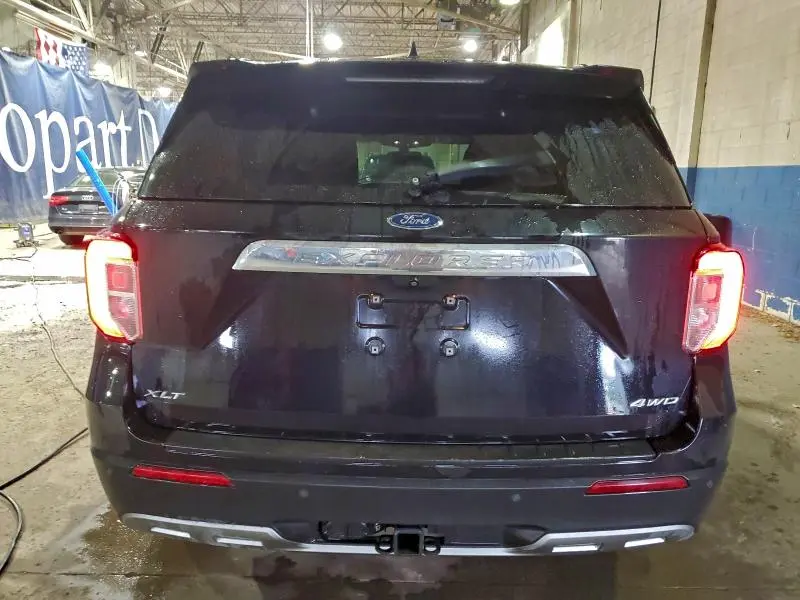 2022 FORD EXPLORER XLT  