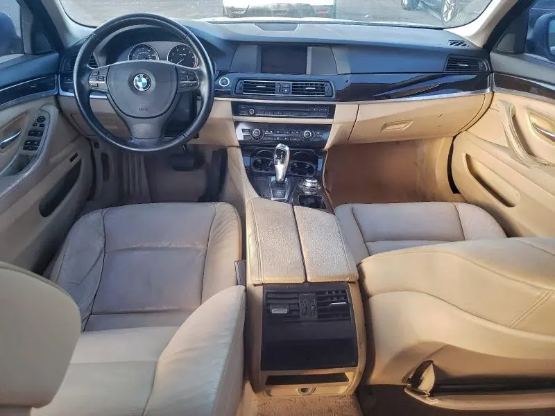 2011 BMW 528 I  