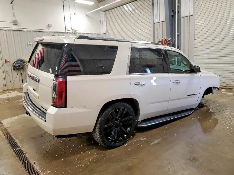 2015 GMC YUKON DENALI  