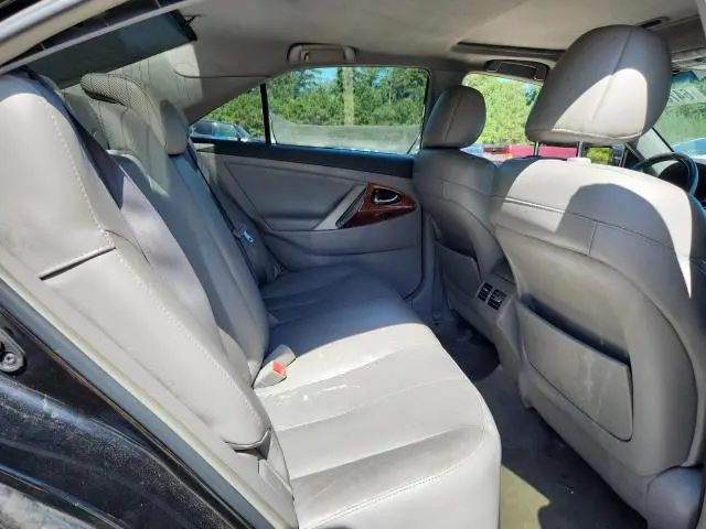 2010 TOYOTA CAMRY SE  
