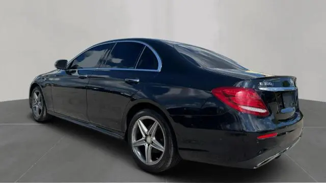 2017 MERCEDES-BENZ E 300 4MATIC  