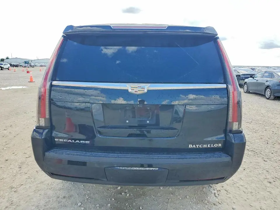 2017 CADILLAC ESCALADE ESV PREMIUM LUXURY  