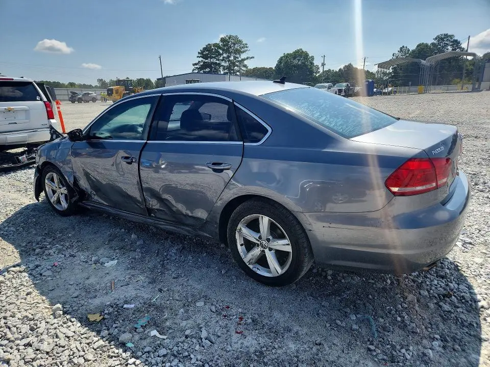 2014 VOLKSWAGEN PASSAT SE  